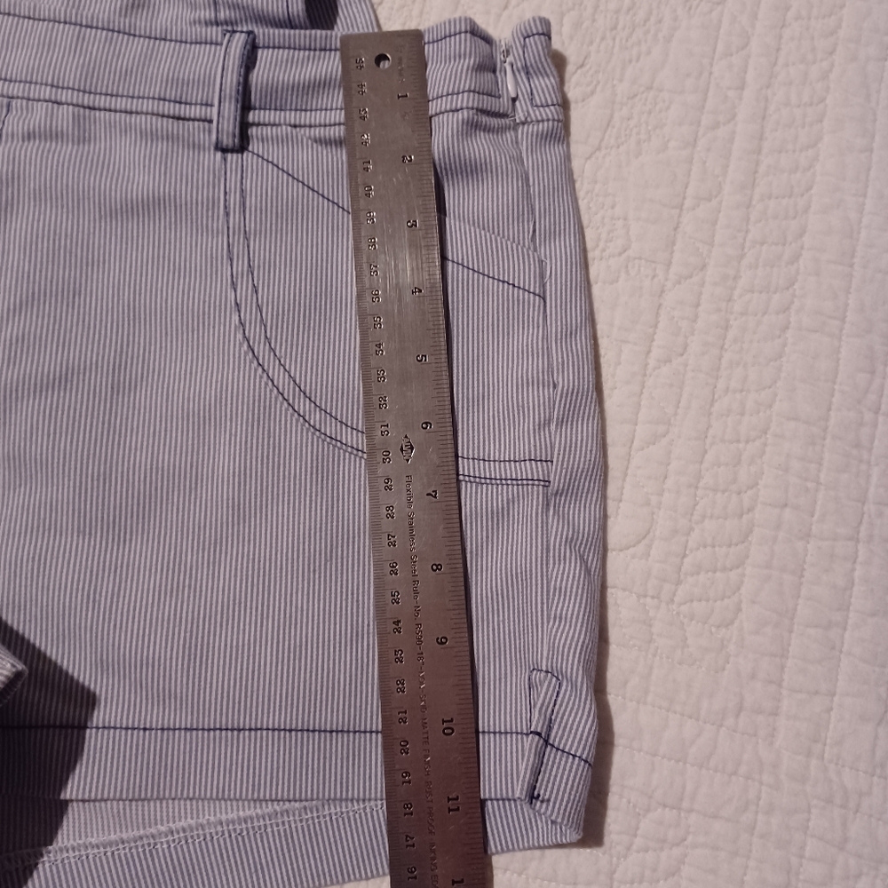 Vintage Australian Overall Shorts - Picture 11 of 16